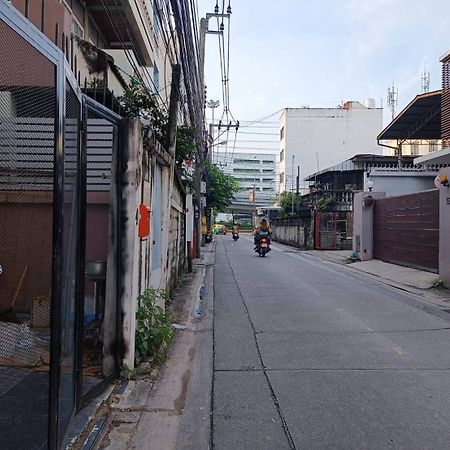 Oyo 75416 Rama3 Sunrise Hostel Bangkok Luaran gambar